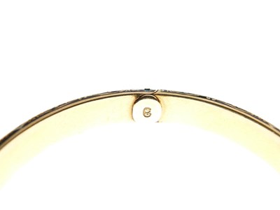 Lot 319 - Carlo Giuliano enamelled hinged bangle