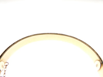 Lot 319 - Carlo Giuliano enamelled hinged bangle
