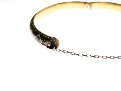 Lot 319 - Carlo Giuliano enamelled hinged bangle
