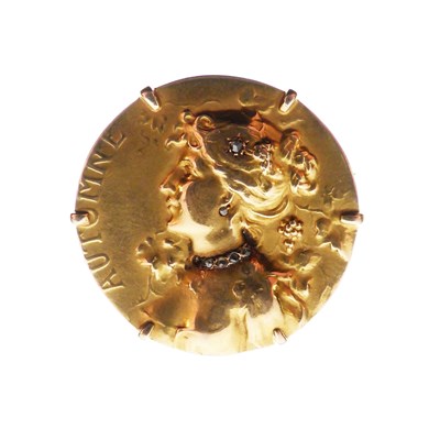 Lot 298 - Habillé portrait brooch, depicting Autumn