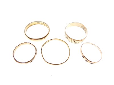 Lot 32 - Two 18ct gold rings, etc