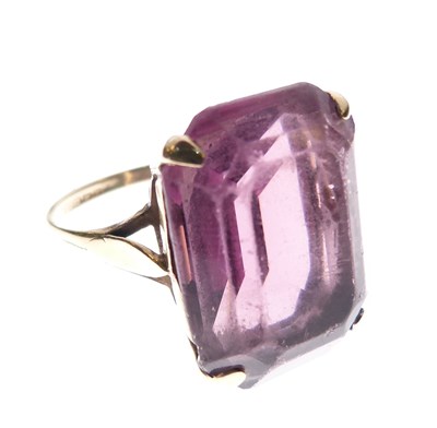 Lot 9 - 9ct dress ring set amethyst coloured stone, 6.9g gross approx