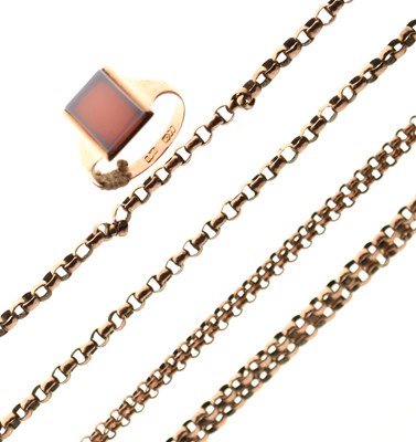 Lot 62 - Small group of yellow metal belcher link chains