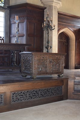 Lot 711 - Ex Barrow Court, Barrow Gurney - Small late 16th Century carved oak chest