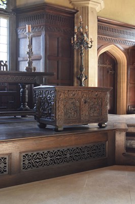 Lot 711 - Ex Barrow Court, Barrow Gurney - Small late 16th Century carved oak chest