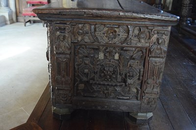Lot 711 - Ex Barrow Court, Barrow Gurney - Small late 16th Century carved oak chest