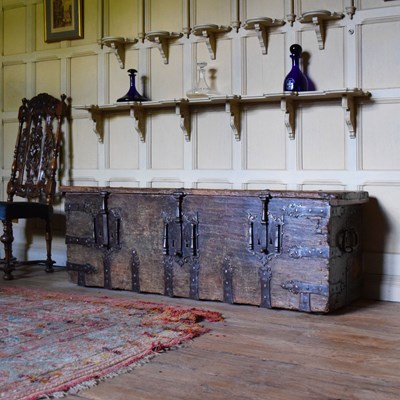 Lot 28 - 16th Century boarded pine and iron-bound chest
