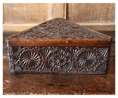 Lot 69 - 17th Century chip-carved triangular box