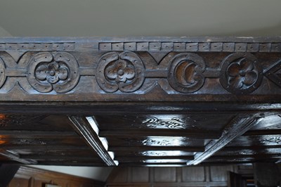 Lot 78 - James I oak tester bed