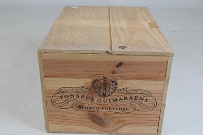 Lot 735 - Fonseca Guimaraens Vintage Port, 1994