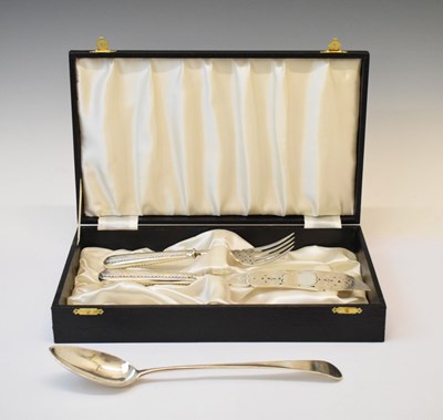 Lot 128 - Late Victorian silver fish serving set and George III basting spoon
