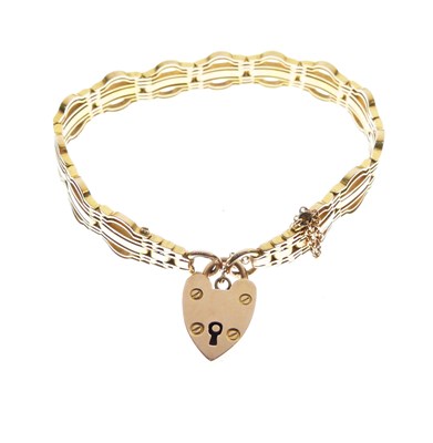 Lot 67 - Fancy gate link bracelet