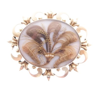 Lot 295 - 19th Century mourning brooch