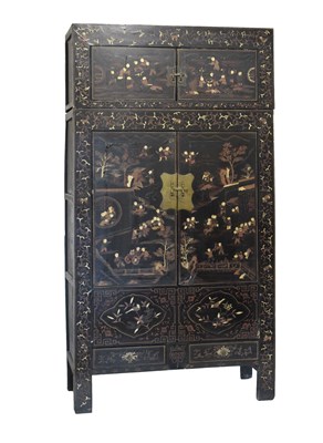 Lot 498 - 19th Century Chinese Qing Dynasty lacquered cabinet