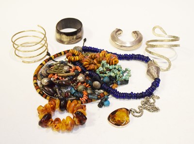 Lot 96 - Quantity of tribal and other jewellery
