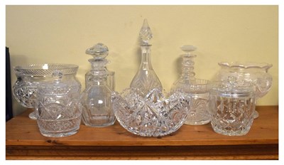Lot 621 - Quantity of cut glass