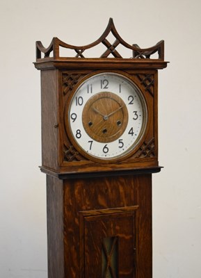 Lot 458 - Early 20th Century oak-cased grandmother clock