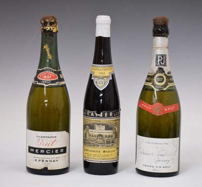 Lot 364 - Mercier Brut Champagne 1937
