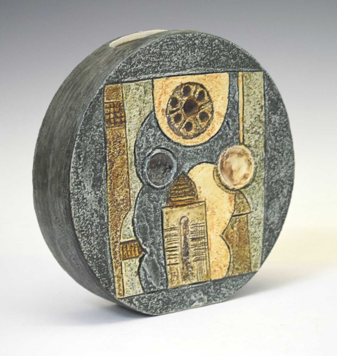 Lot 657 - Troika Pottery wheel vase