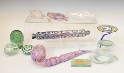 Lot 384 - Quantity of Nailsea glass, etc.