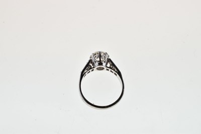 Lot 3 - Single stone diamond ring