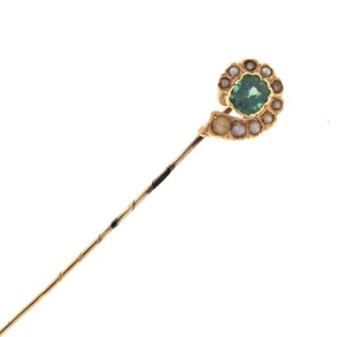 Lot 61 - A garnet topped doublet and seed pearl set stick pin