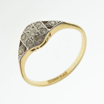 Lot 16 - Art Deco-style diamond dress ring