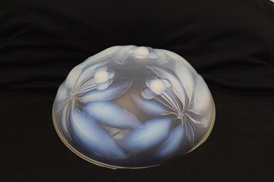 Lot 429 - Vallen Art Deco opalescent glass bowl