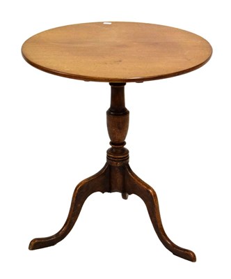 Lot 763 - George III mahogany snap-top wine table