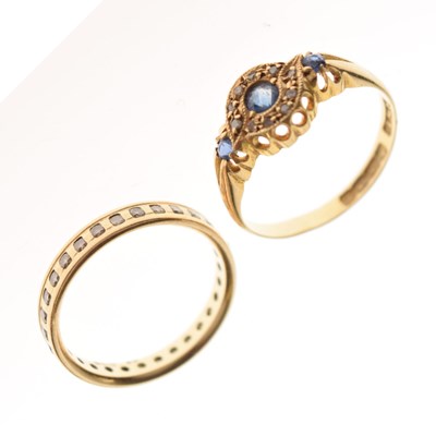 Lot 36 - 18ct gold, sapphire and diamond cluster ring
