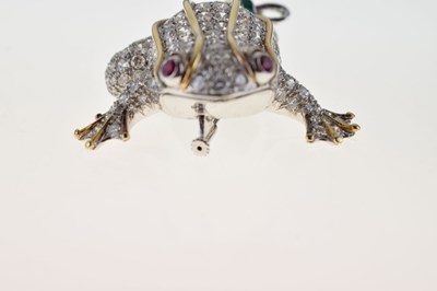 Lot 16 - Diamond, ruby and emerald set frog brooch