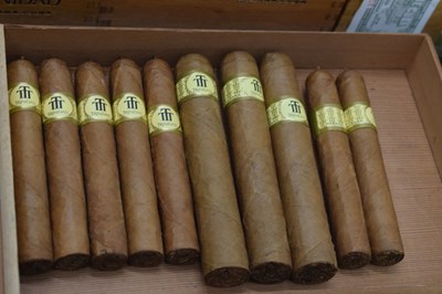 Lot 735 - Trinidad Robustus T, Reyes, Coloniales, etc, Habana Cigars