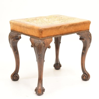 Lot 682 - George II-style cabriole leg stool