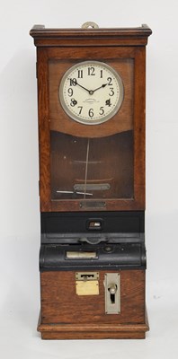 Lot 574 - Early 20th century oak cased  'Time Recording' clock