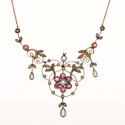 Lot 76 - Edwardian stone set necklace