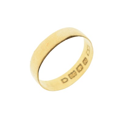 Lot 22 - Edwardian 22ct gold wedding band