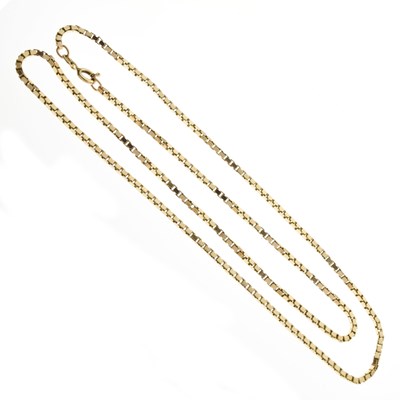 Lot 72 - 9ct gold box-link necklace