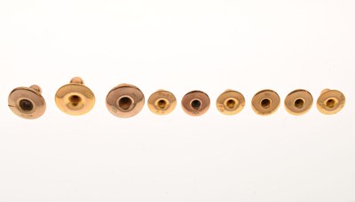 Lot 121 - Pair of 18ct gold shirt studs