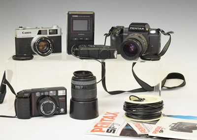 Lot 338 - Pentax SF7 camera with Hoya 58mm lens