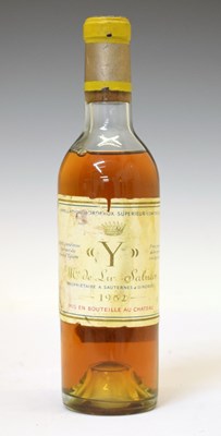 Lot 850 - Chateau d'Yquem "Y" Ygrec, Mis de lur Saluces 1962, Bordeaux