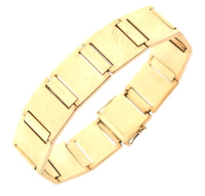 Lot 98 - Flexible panel link bracelet