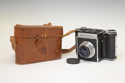 Lot 337 - Reflex-Konelle camera with brown leather carry case