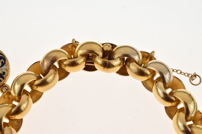Lot 174 - Victorian gold bracelet