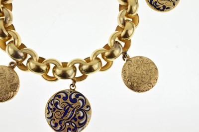 Lot 174 - Victorian gold bracelet