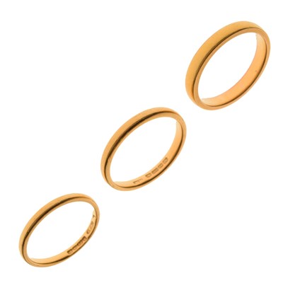 Lot 36 - Three 22ct gold wedding bands