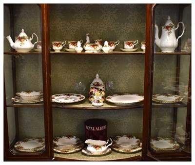 Lot 468 - Large quantity of Royal Albert 'Old Country Roses'