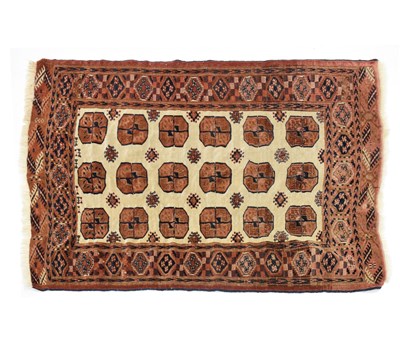 Lot 618 - Small Persian style rug