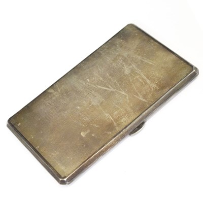 Lot 192 - George V silver cigarette case with engine-turned decoration and gilt interior