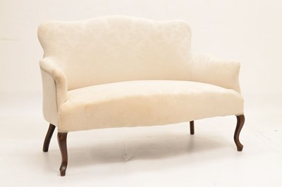 Lot 681 - 20th century two-seater hump back settee