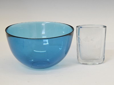 Lot 395 - Orrefors glass bowl and Stromberg vase
